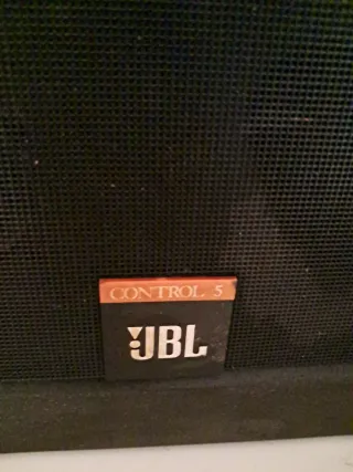 Altavoces JBL Negros