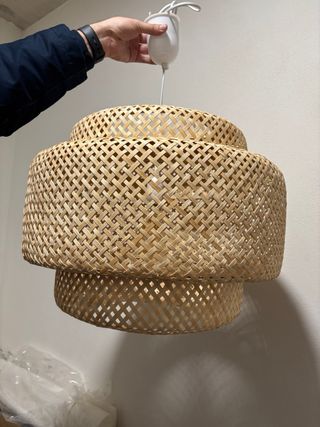 Lámpara de techo de mimbre natural