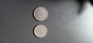 Monedas antiguas 5 DM y 2 CHF