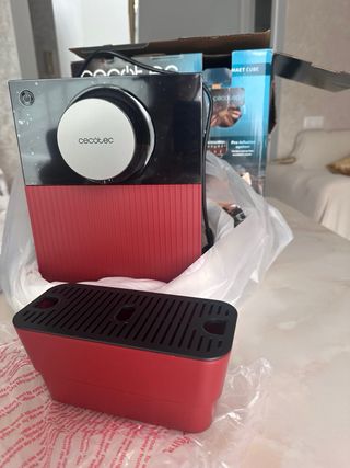 Cafetera Cecotec Cremmaet Cube NUEVA SIN ESTRENAR!