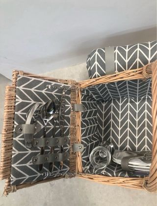 Cesta set picnic con 2 servicios