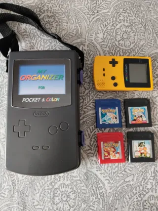 Nintendo GameBoy Color Amarillo + 4 juegos + funda