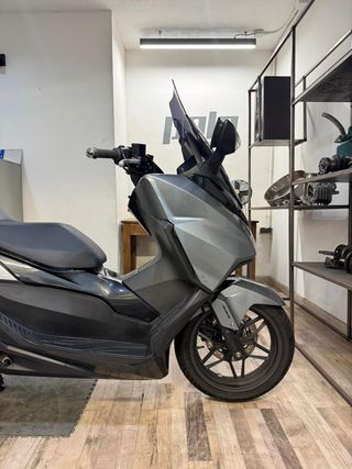 Honda Forza 125