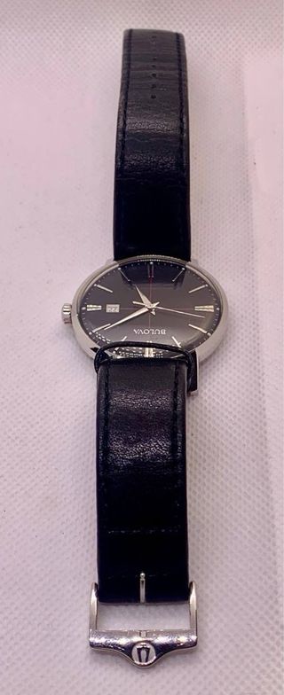 🇺🇸 Reloj Bulova Negro y Plateado