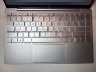 HP ENVY 13 i5 | Full HD | muy bien cuidado