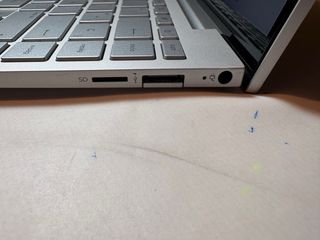 HP ENVY 13 i5 | Full HD | muy bien cuidado