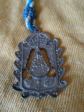 Medalla Virgen del Rocío