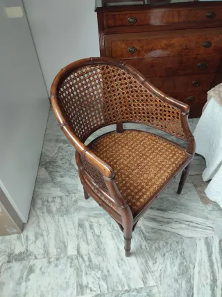 Poltrona a rete in legno