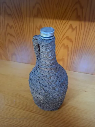 Botella rústica funda de esparto