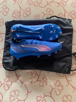 Botas de fútbol Puma gama alta
