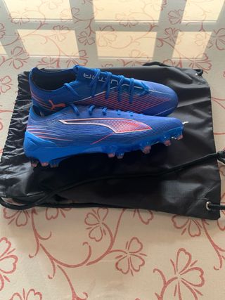 Botas de fútbol Puma gama alta