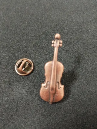 Pins y Llaveros Instrumentos *NUEVO*