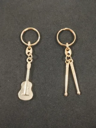 Pins y Llaveros Instrumentos *NUEVO*