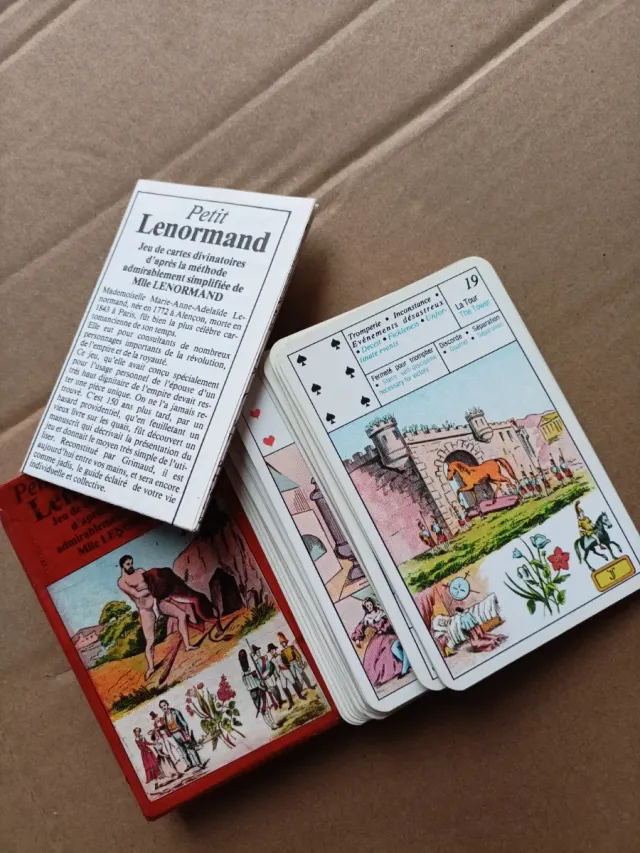 Petit Lenormand 1976