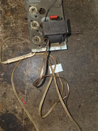 Chasis Radio antigua de valvulas Philips