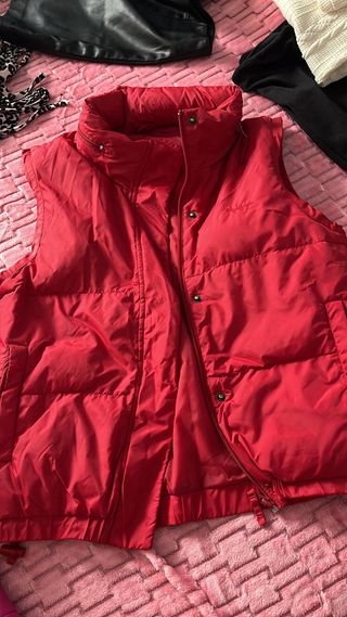 Chaleco y chaquetón acolchado