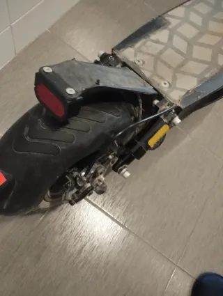 Patinete eléctrico Speedway Pro muy cuidado