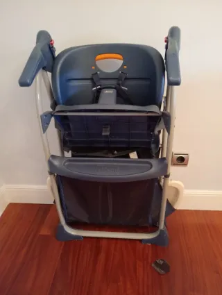 Trona plegable Chicco para bebé, con y sin bandeja