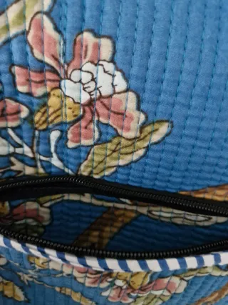 Bolso Macuto de asas hombro. 100% Algodón Acolchad