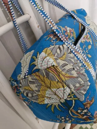 Bolso Macuto de asas hombro. 100% Algodón Acolchad