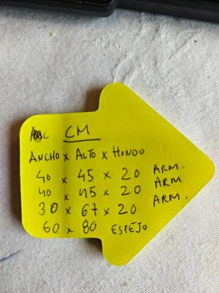 Muebles y espejo de baño azul