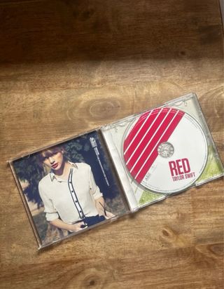 CD Taylor Swift - RED + Libreto
