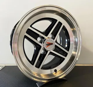 LLANTAS TARGA 13x7 PULGADAS NEGRO.
