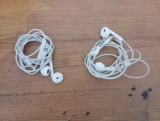 Auriculares Apple iPhone Blancos