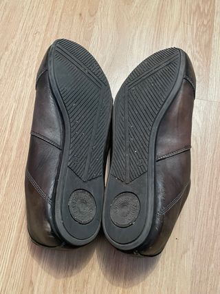 Zapatos Levi's de piel marrones