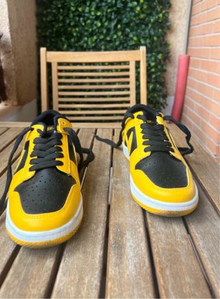 Zapatillas Nike Dunk Low Amarillas y Negras