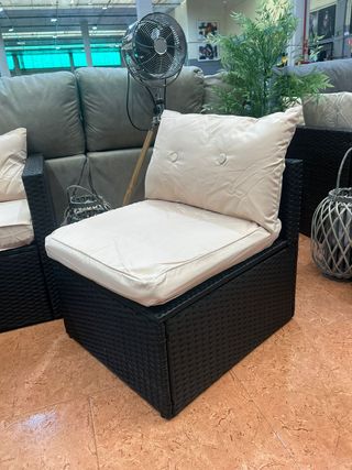 Conjunto Terraza Ratán Negro y Cojines Beige