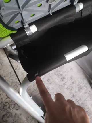 Andador de aluminio plegable