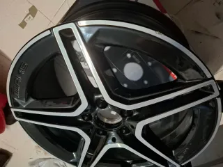 Llanta 18 Mercedes AMG Clase E