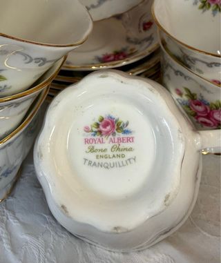 Taza y platillo de té Royal Albert “Tranquillity”