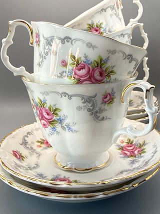 Taza y platillo de té Royal Albert “Tranquillity”