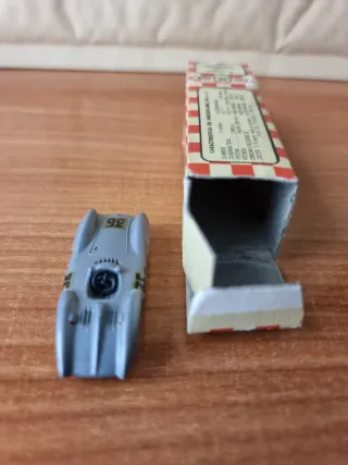 Lote Coche y Autobús Mercedes Anguplas