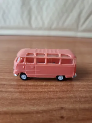 Lote Coche y Autobús Mercedes Anguplas