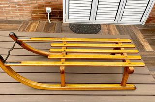 TRINEO DE MADERA ANTIGUO MARCA DAVOS