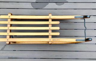 TRINEO DE MADERA ANTIGUO MARCA DAVOS