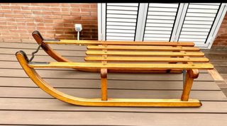 TRINEO DE MADERA ANTIGUO MARCA DAVOS