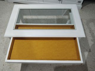 Mesa auxiliar cristal y madera