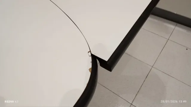 Mesa extensible blanca y negra