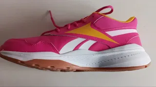 Zapatillas Reebok rosas y amarillas