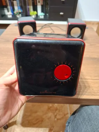 Altavoces Energy Sistem Negro Rojo