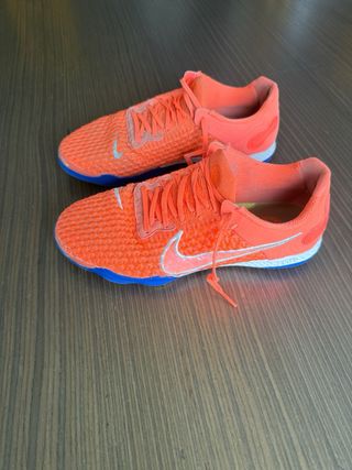 Nike React Gato Talla 41 Naranja
