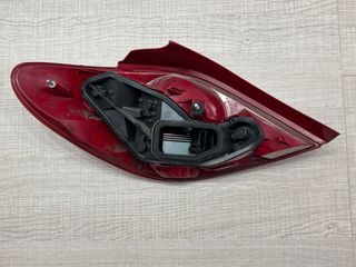 Piloto Trasero Derecho Peugeot 207 (2007)