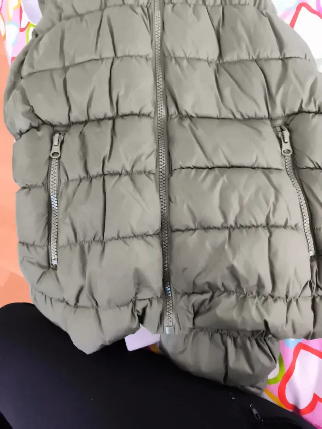 Cazadora acolchada verde