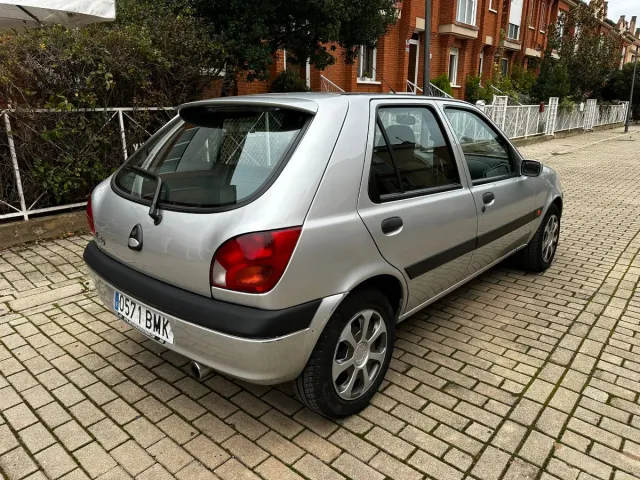 Ford Fiesta 2001