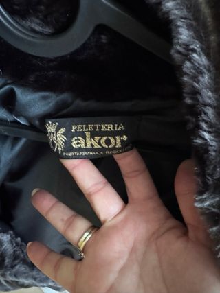 Abrigo de pelo Akor Barcelona