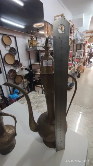 3 Teteras Antiguas Bronce Estilo Árabe